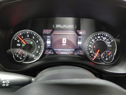 Used 2023 RAM 1500 Laramie image 38