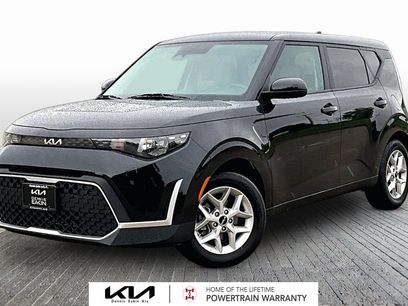 Certified 2025 Kia Soul LX w/ LX Technology Package