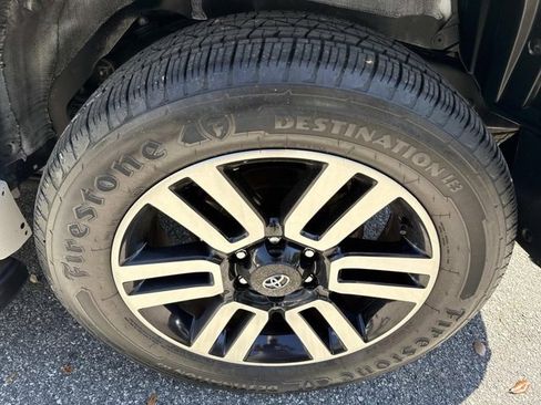 Used 2022 Toyota 4Runner Limited image 32