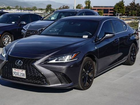Used 2023 Lexus ES 350 F Sport w/ Accessory Package (Z2) image 3