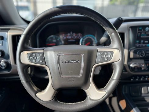 Used 2017 GMC Sierra 1500 Denali w/ Denali Ultimate Package AWD/4WD image 21