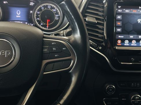Used 2020 Jeep Cherokee Limited FWD image 51