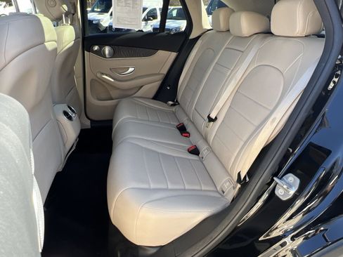 Used 2016 Mercedes-Benz GLC 300 4MATIC image 23