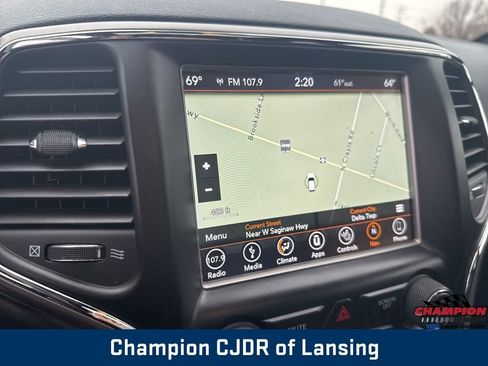 Used 2018 Jeep Grand Cherokee Altitude image 29