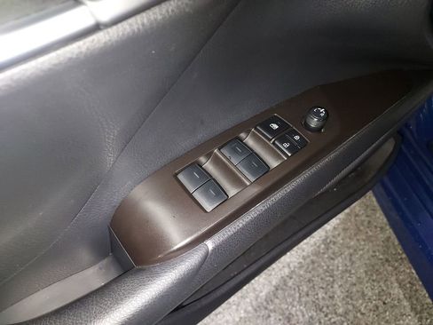 Used 2024 Toyota Camry SE w/ Convenience Package image 19