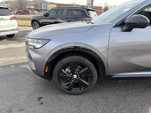Used 2021 Buick Envision Preferred w/ Sport Touring Package image 11