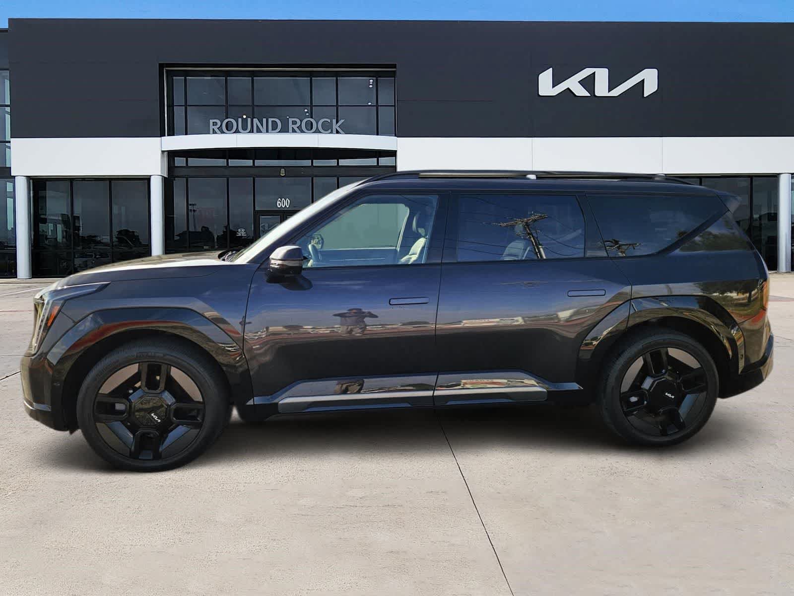 Certified 2024 Kia EV9 GT-Line AWD/4WD image 4