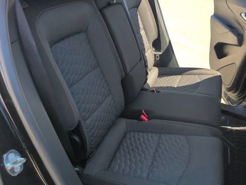 Used 2018 Chevrolet Equinox LT AWD/4WD image 12