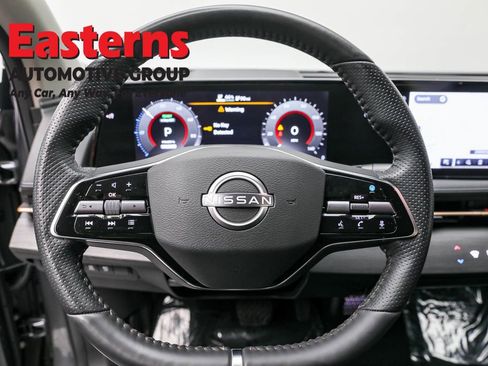 Used 2023 Nissan Ariya FWD image 10