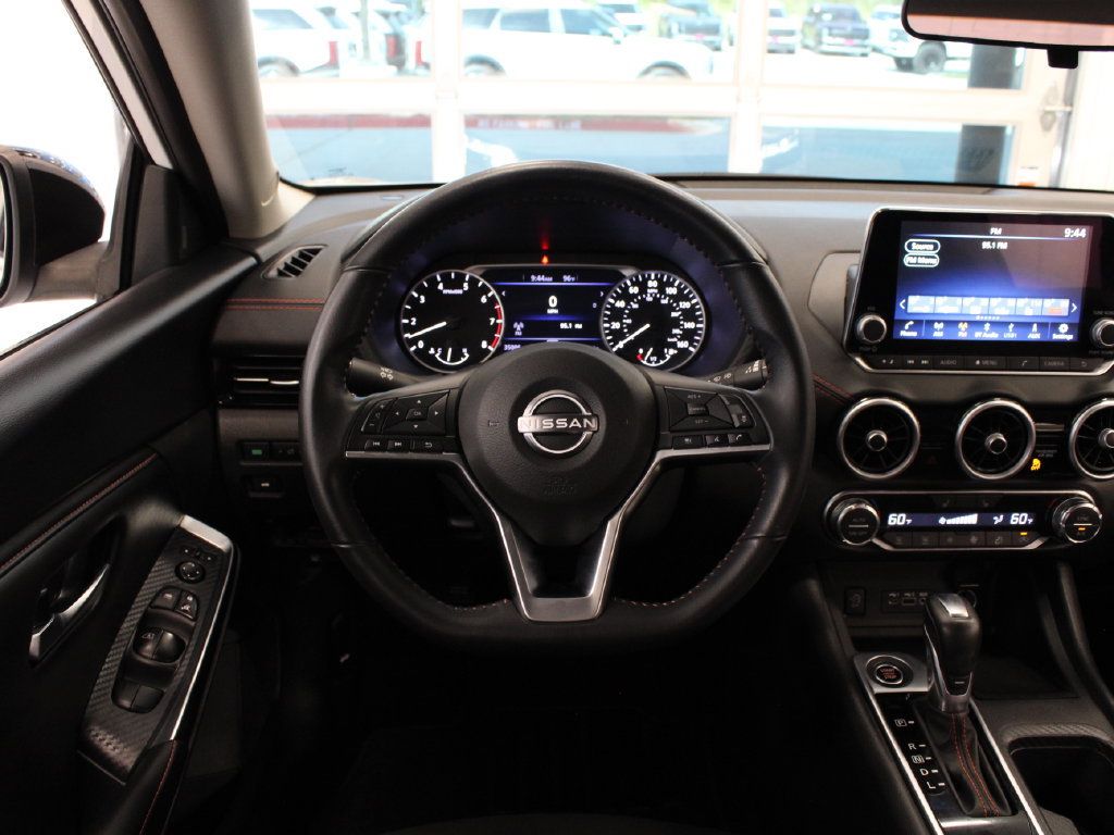 Used 2024 Nissan Sentra SR FWD image 17