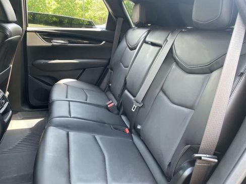 Certified 2024 Cadillac XT5 Premium Luxury w/ LPO, Floor Liner Package AWD/4WD image 19