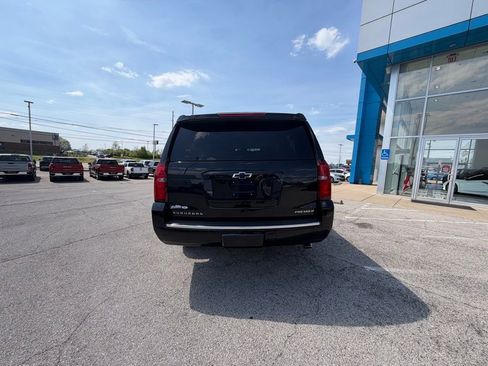 Used 2019 Chevrolet Suburban Premier w/ Premier Plus Edition image 4
