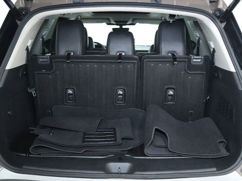 Certified 2024 Nissan Pathfinder Platinum w/ Cargo Package image 34