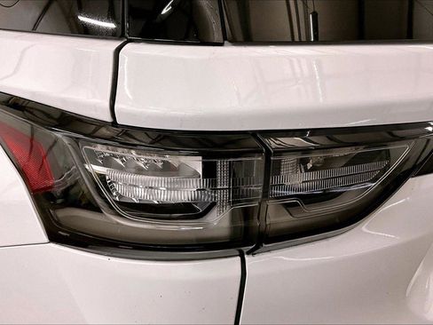 Used 2021 Chevrolet Traverse Premier w/ Redline Edition image 30