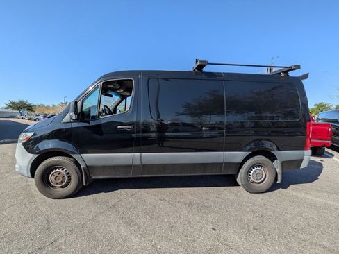 Used 2019 Mercedes-Benz Sprinter 144 image 3