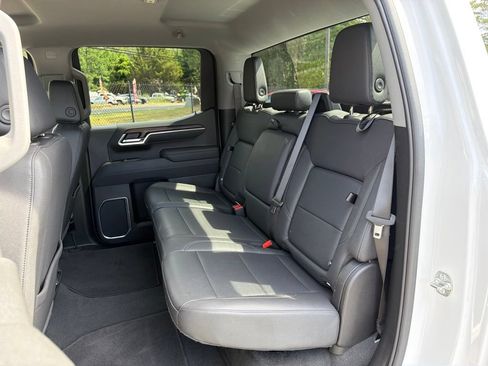 Used 2025 GMC Sierra 1500 SLT RWD image 19
