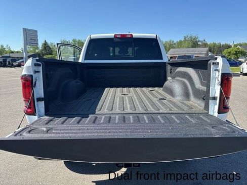 New 2026 RAM 2500 Tradesman AWD/4WD image 31