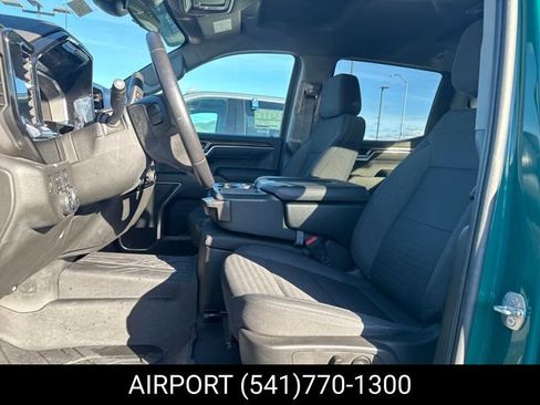 Certified 2022 Chevrolet Silverado 1500 LT w/ Z71 Off-Road Package image 10