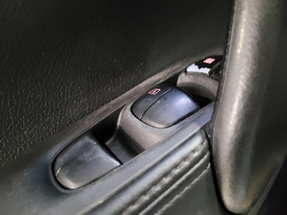 Used 2022 Nissan Rogue Sport SV FWD image 27