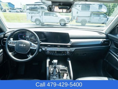 Used 2025 Kia Telluride S AWD/4WD image 32