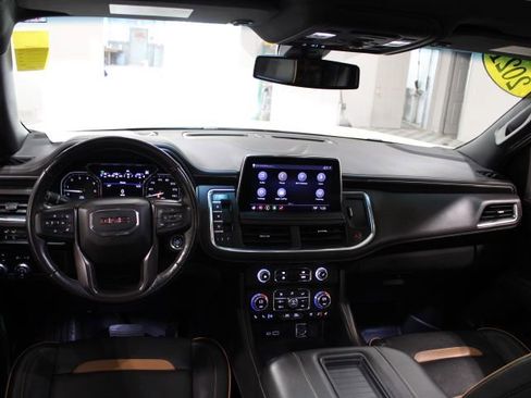 Used 2021 GMC Yukon AT4 image 2