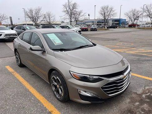 Used 2023 Chevrolet Malibu LT w/ Driver Confidence Package image 1