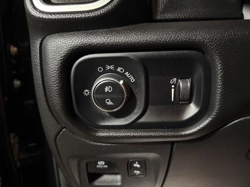 Used 2023 RAM 1500 Big Horn AWD/4WD image 13