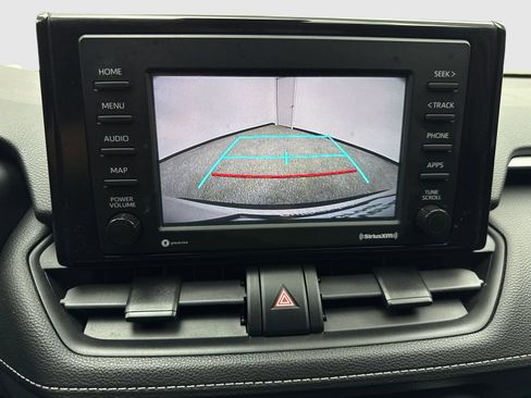 Used 2021 Toyota RAV4 XLE FWD image 28