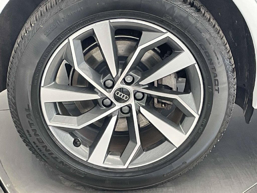 Certified 2023 Audi Q5 2.0T Premium w/ Convenience Package AWD/4WD image 13