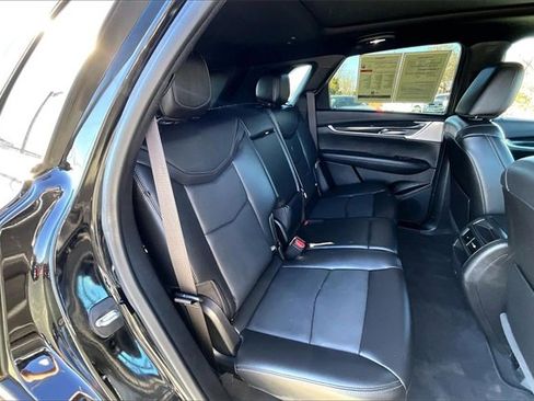 Used 2022 Cadillac XT5 Premium Luxury image 25
