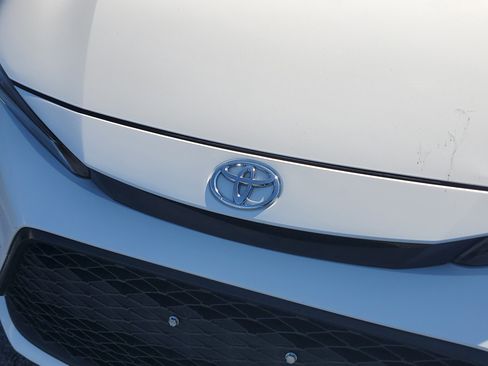 Used 2024 Toyota Corolla SE image 5