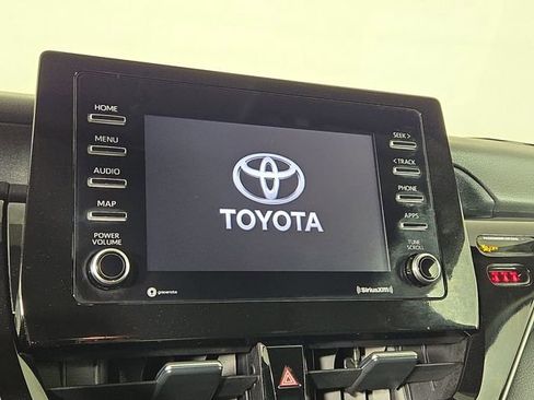 Used 2024 Toyota Camry SE image 17