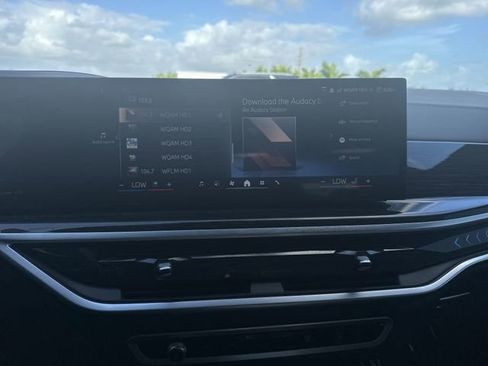 Used 2024 BMW X7 xDrive40i w/ Executive Package AWD/4WD image 25