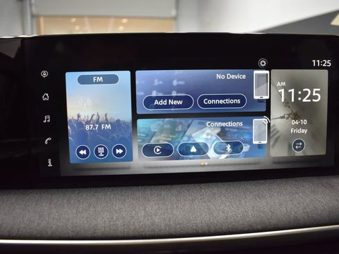 Certified 2025 Nissan Kicks SV w/ SV Premium Package image 20