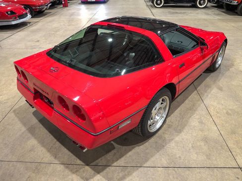 Used 1990 Chevrolet Corvette Coupe image 17