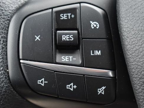 Used 2024 Ford Transit 350 XLT RWD image 23