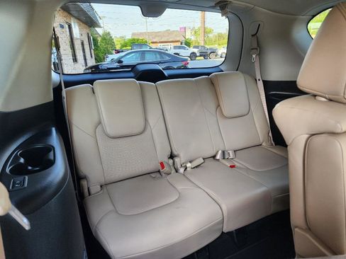 Used 2021 Nissan Armada Platinum RWD image 12