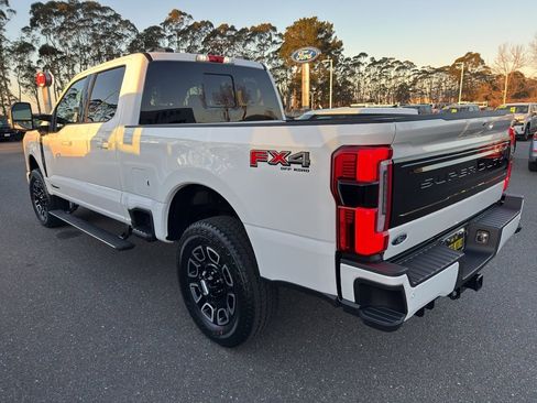 New 2026 Ford F250 Platinum w/ FX4 Off-Road Package image 26