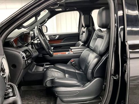 Used 2024 Lincoln Navigator L Reserve w/ Equipment Group 201A AWD/4WD image 24
