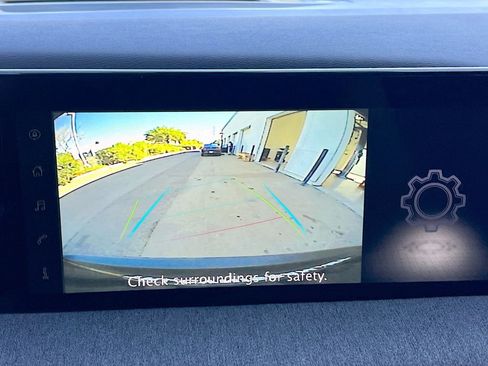 New 2025 Nissan Kicks SV image 14