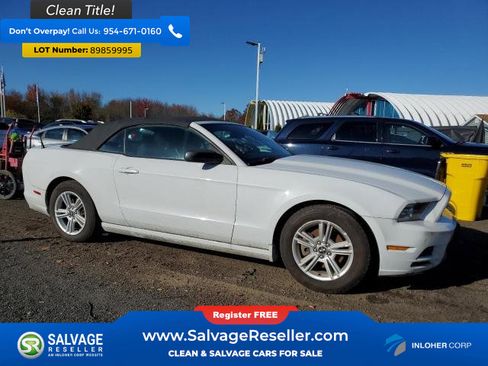 Used 2014 Ford Mustang Convertible image 5