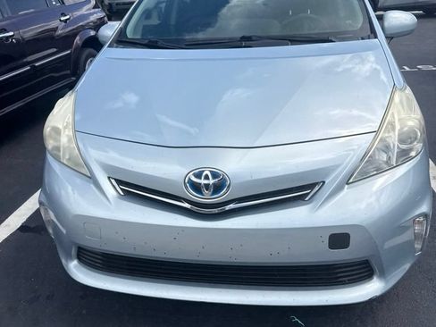 Used 2014 Toyota Prius V Three FWD image 1
