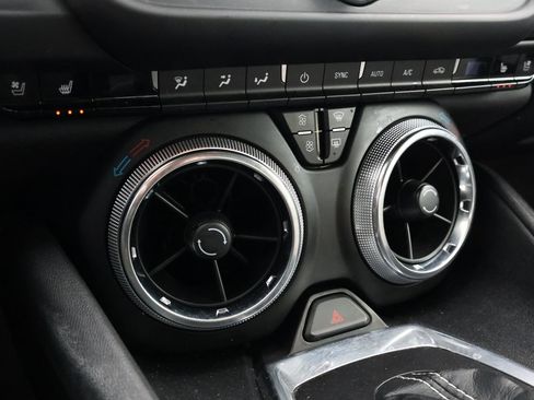 Used 2020 Chevrolet Camaro LT image 21