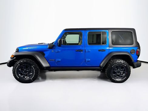 Used 2023 Jeep Wrangler Unlimited w/ Cold Weather Group AWD/4WD image 7