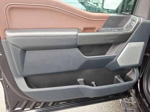 Used 2022 Ford F150 Lariat w/ Equipment Group 502A High image 15