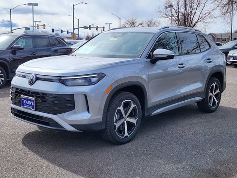 New 2026 Volkswagen Tiguan SE image 6