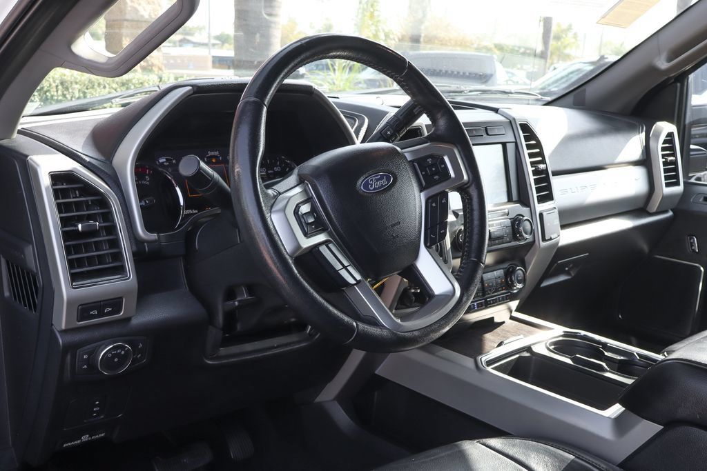 Used 2020 Ford F250 Lariat w/ Lariat Value Package AWD/4WD image 19