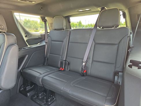 Used 2021 Chevrolet Tahoe Premier w/ Premium Package AWD/4WD image 37