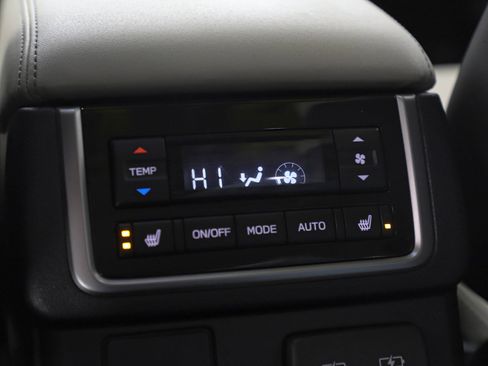 Used 2020 Subaru Ascent Limited w/ Technology Package image 24