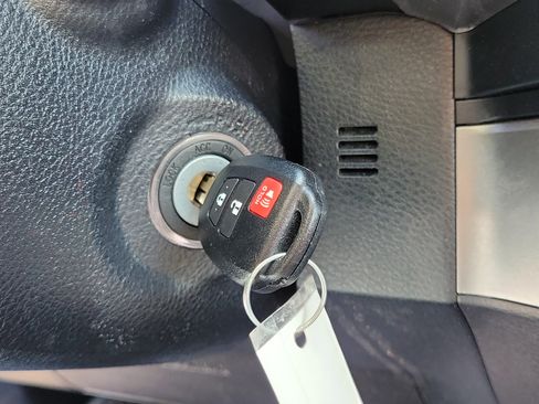 Used 2022 Toyota Tacoma SR5 AWD/4WD image 28